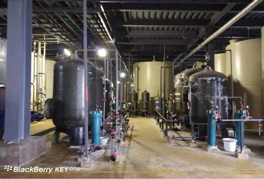 中伟集团三元材料湿法冶金生产溶液的有机相分离回收装置