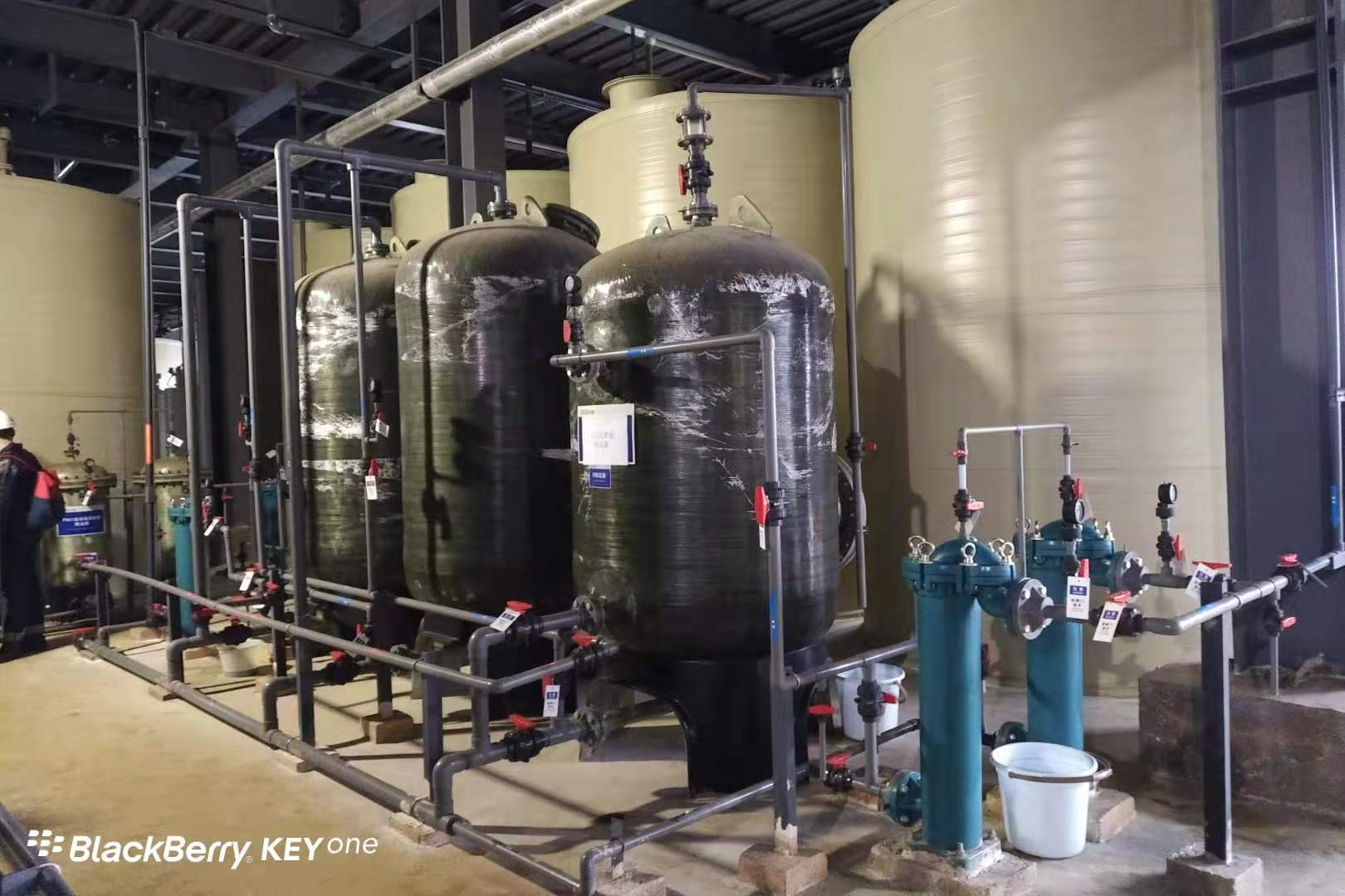 中伟集团三元材料湿法冶金生产溶液的有机相分离回收装置